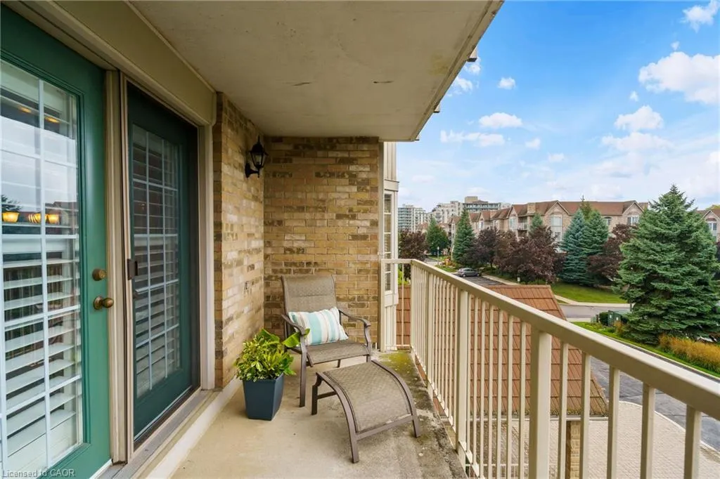 216 Plains Road W, #A304