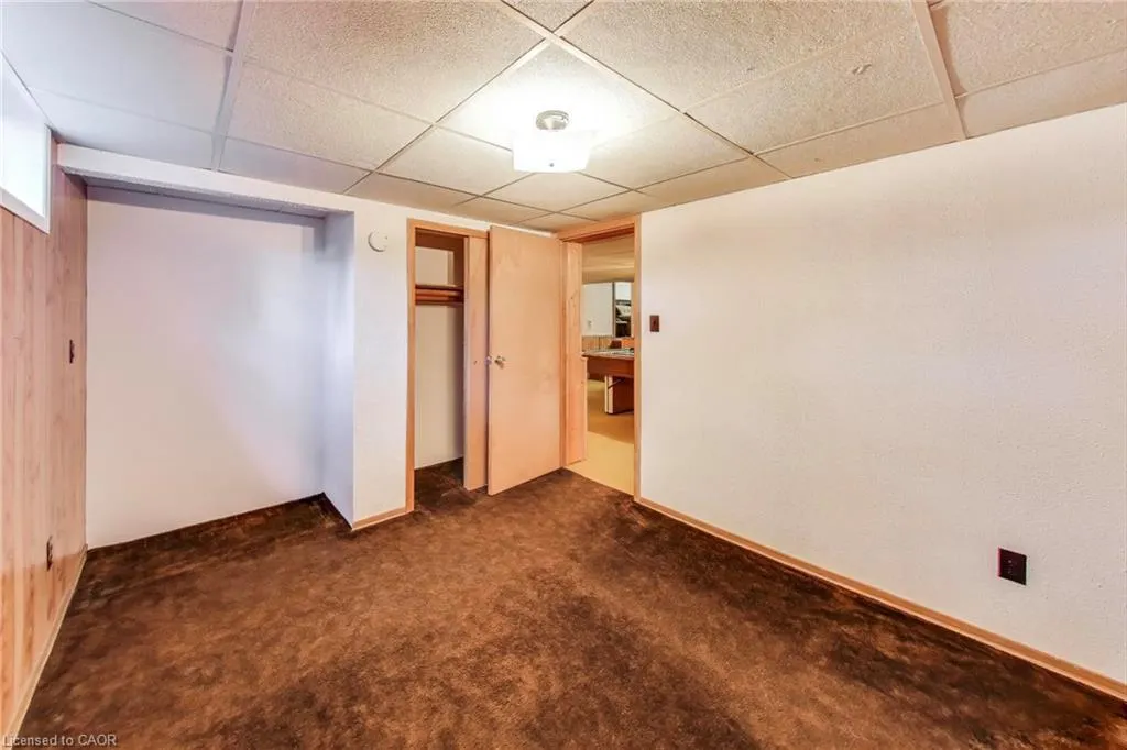 5 Woodsview Place