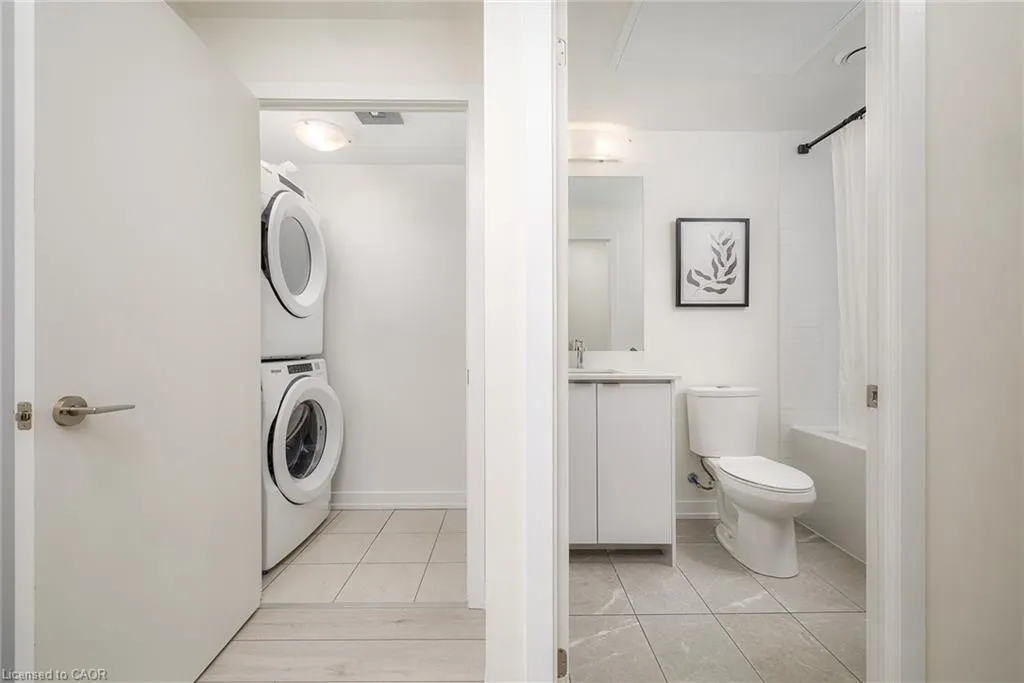 55 Duke Street W, #1401