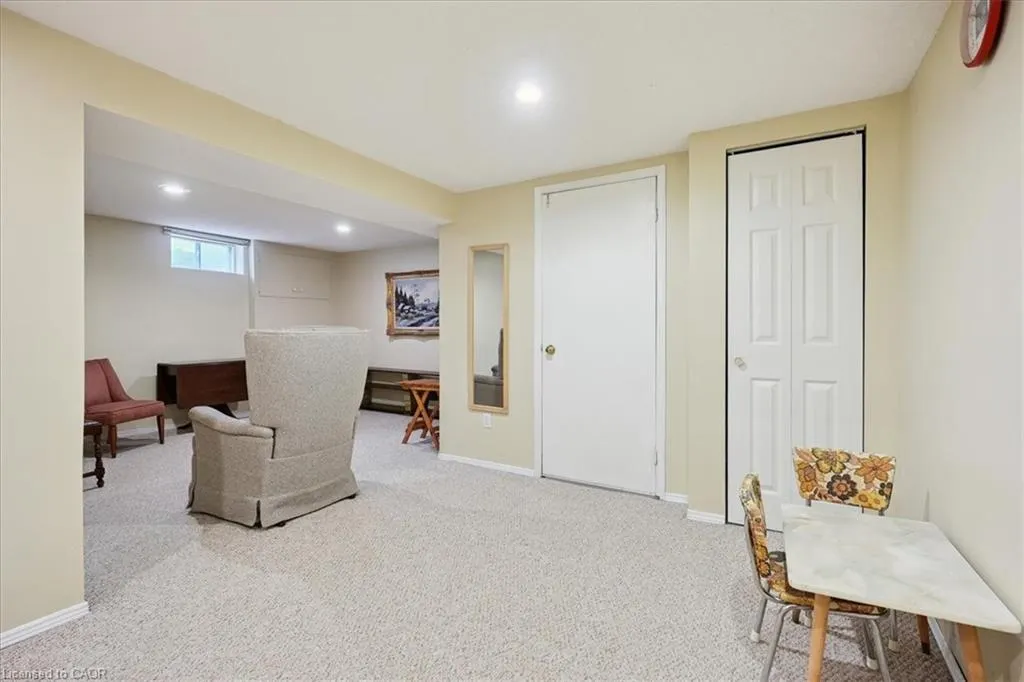 477 Deerhurst Drive