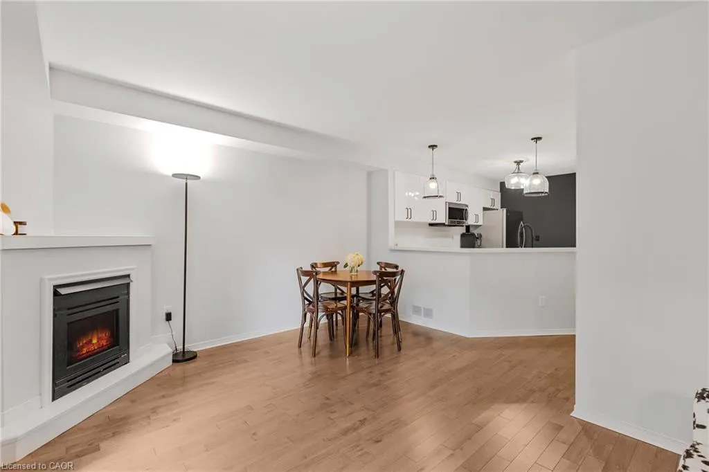 2015 Cleaver Avenue, #5