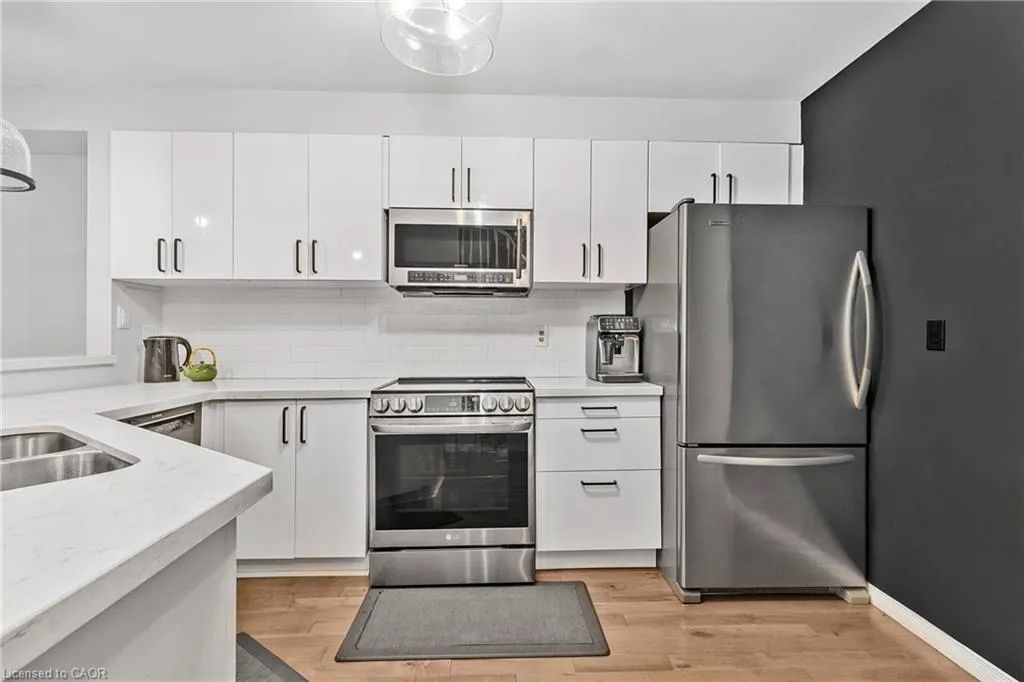2015 Cleaver Avenue, #5