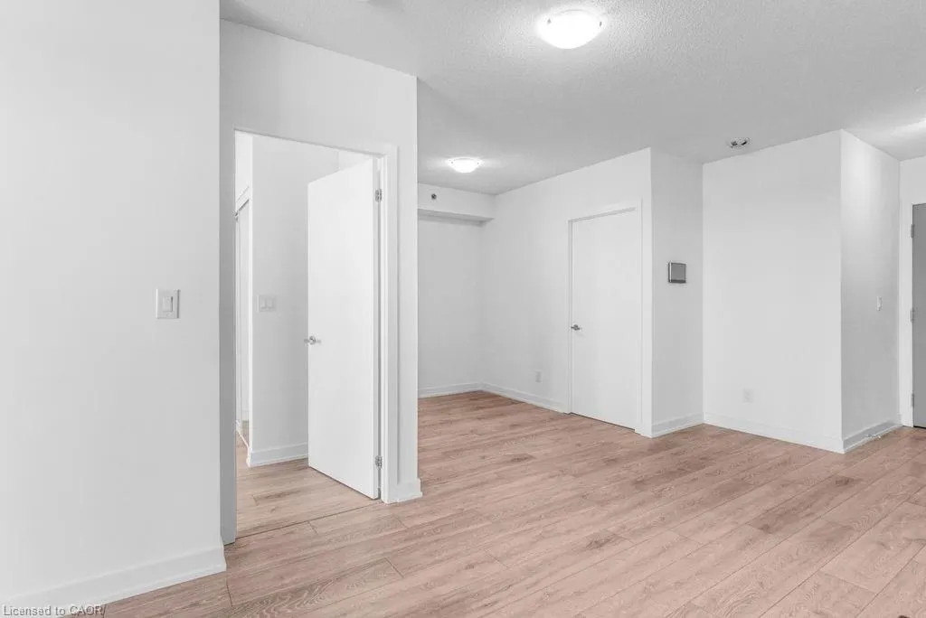 3200 Dakota Common, #B906