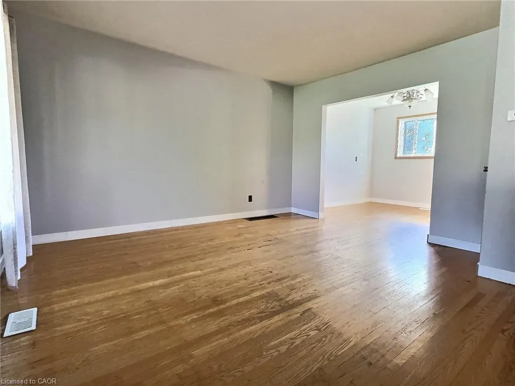 27 Hilltop Drive