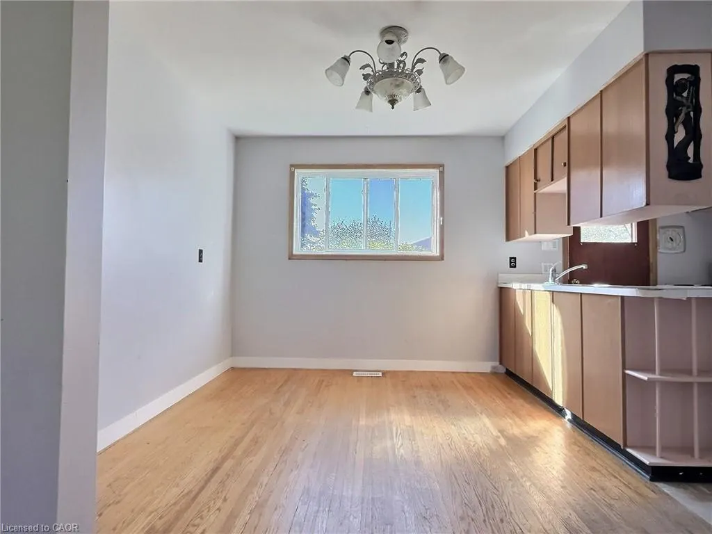 27 Hilltop Drive