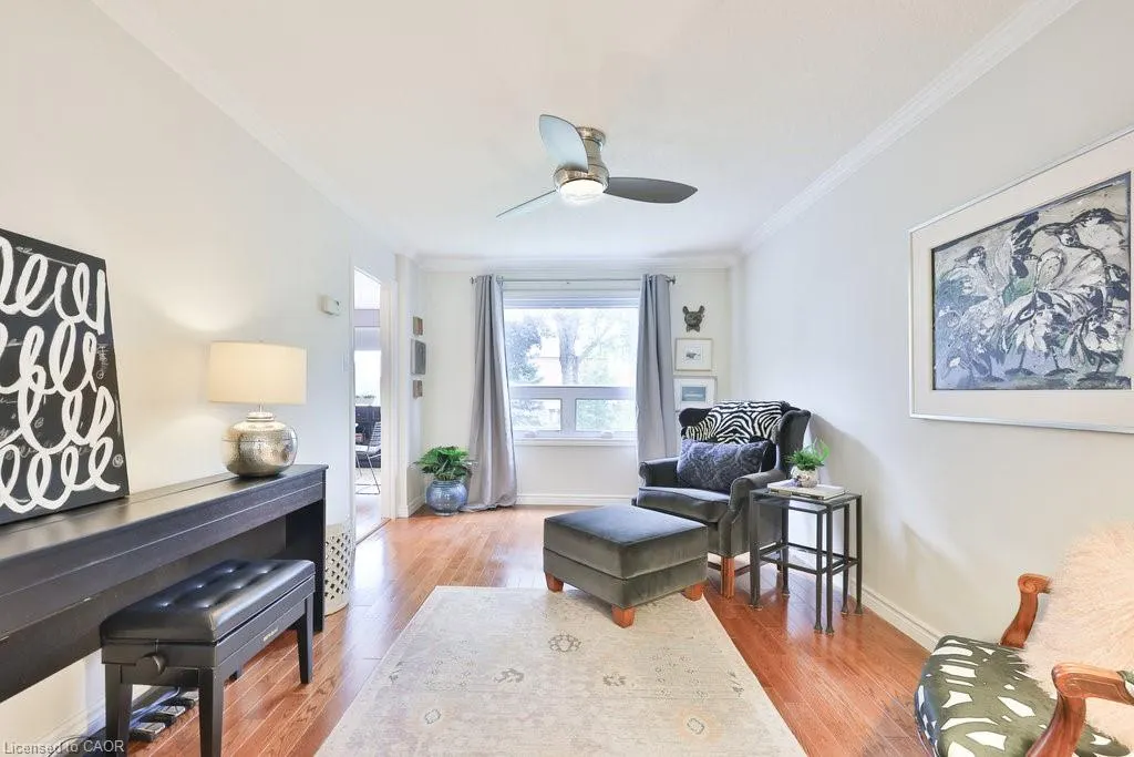 431 Naomi Crescent