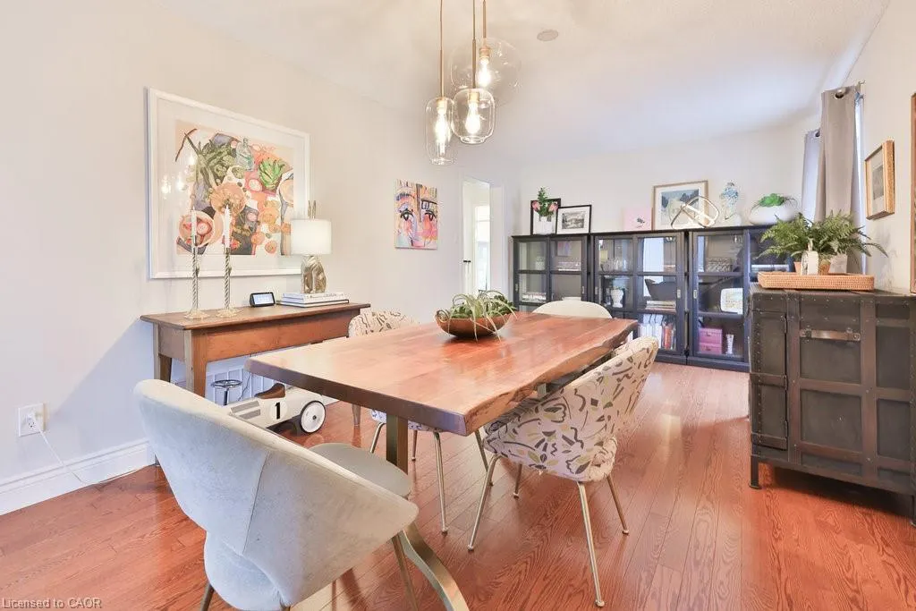 431 Naomi Crescent