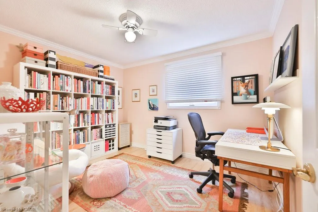 431 Naomi Crescent