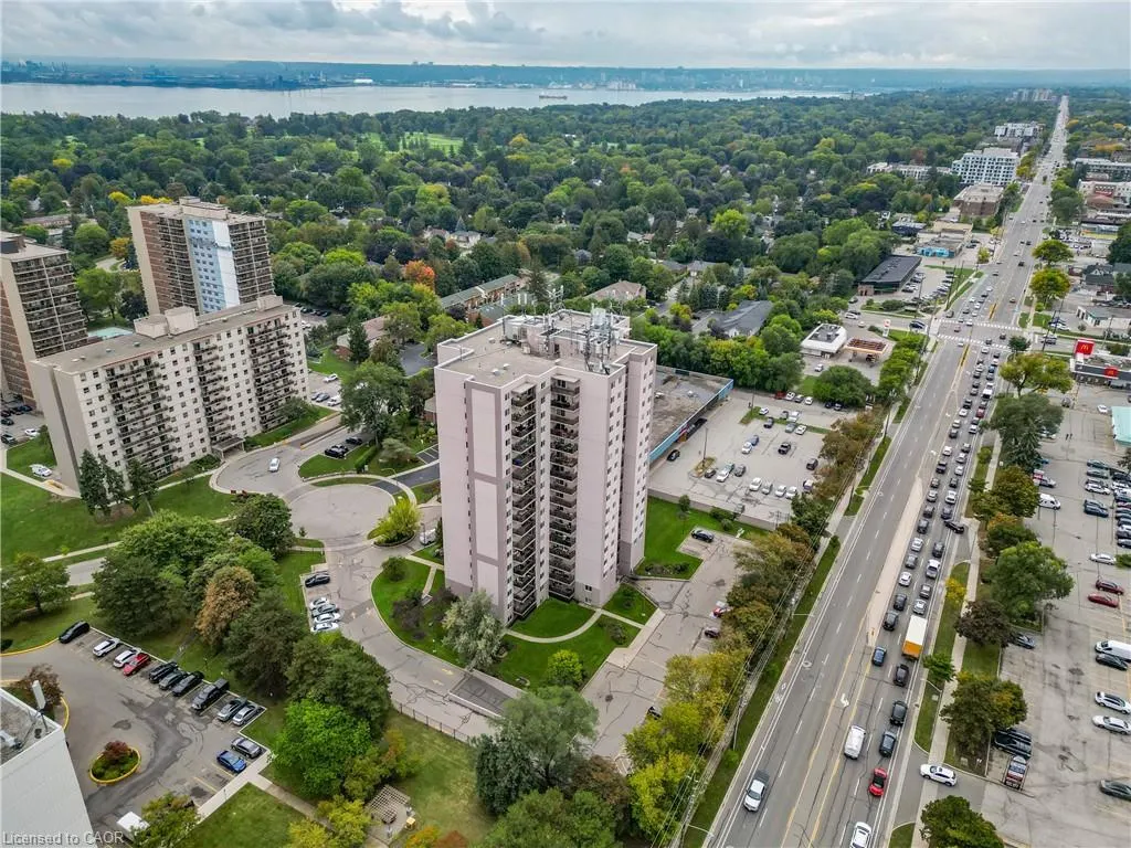 975 Warwick Court, #508