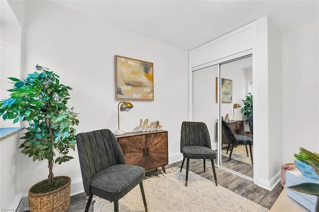 9 Grant Boulevard, #107