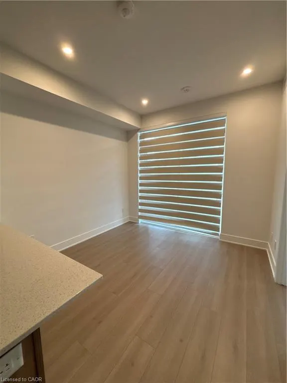 25 Wellington Street S, #1509