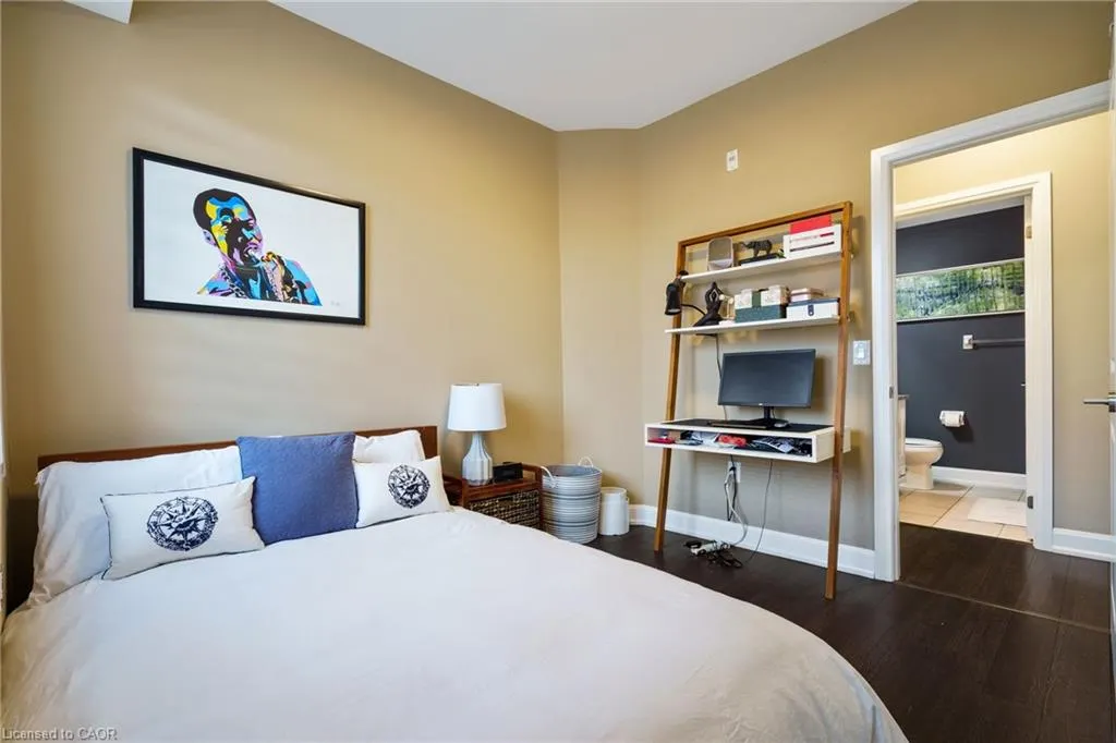 272 Georgian Drive, #306