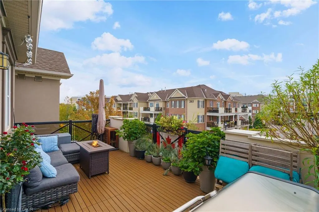 272 Georgian Drive, #306