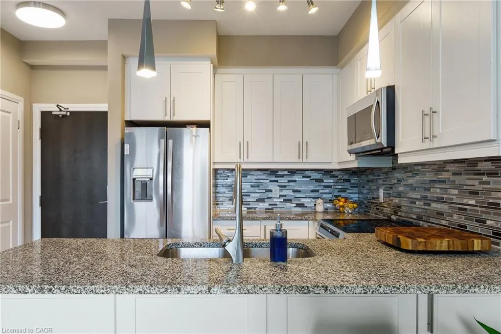 272 Georgian Drive, #306