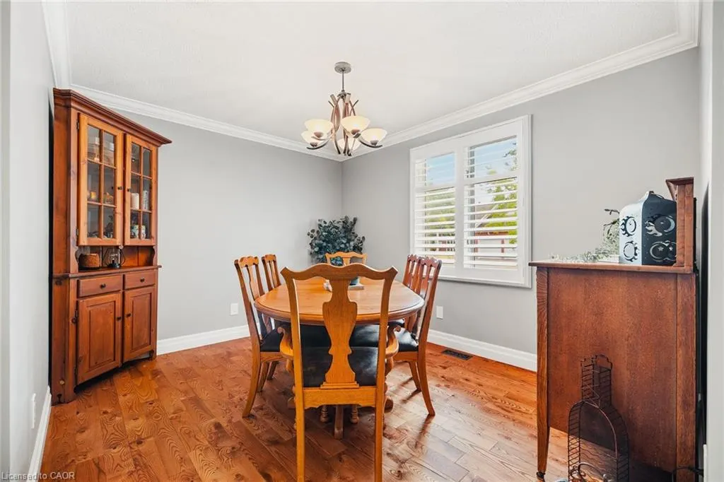343 George Street N, #1