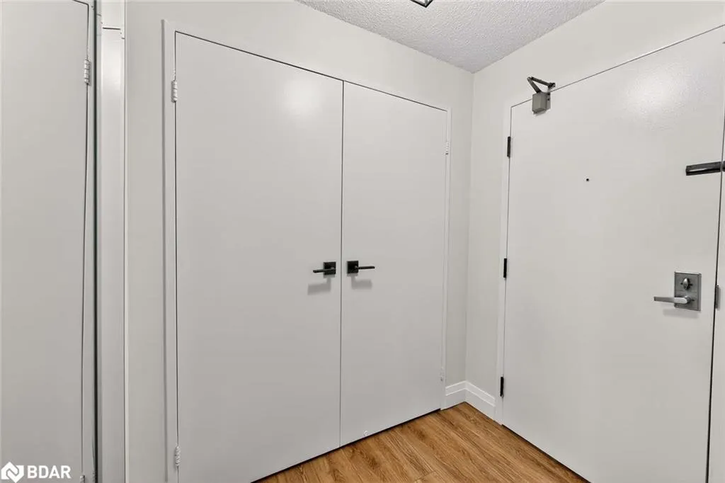 3695 Kaneff Crescent, #102
