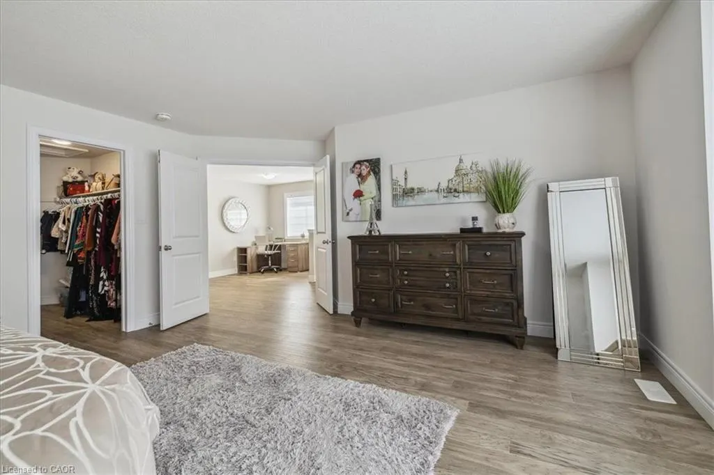 29 Roselawn Avenue