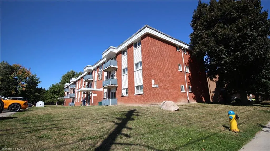 529 Parkside Drive, #8