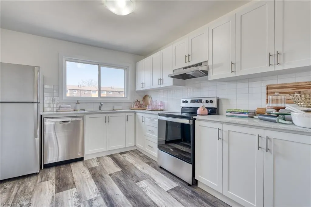 20 Anna Capri Drive, #26