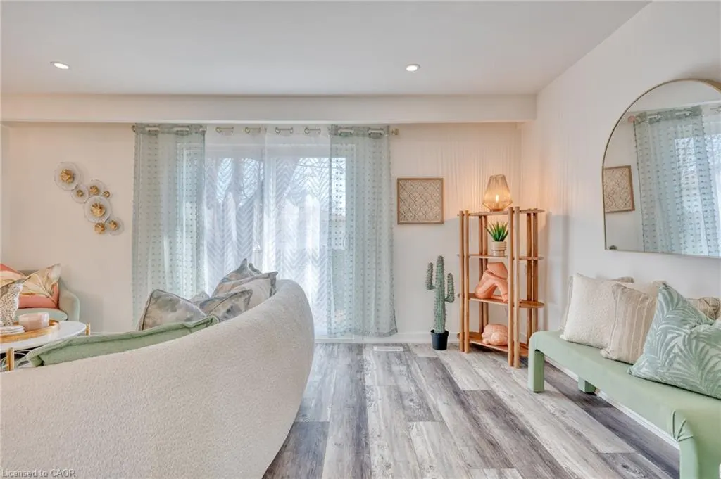 20 Anna Capri Drive, #26