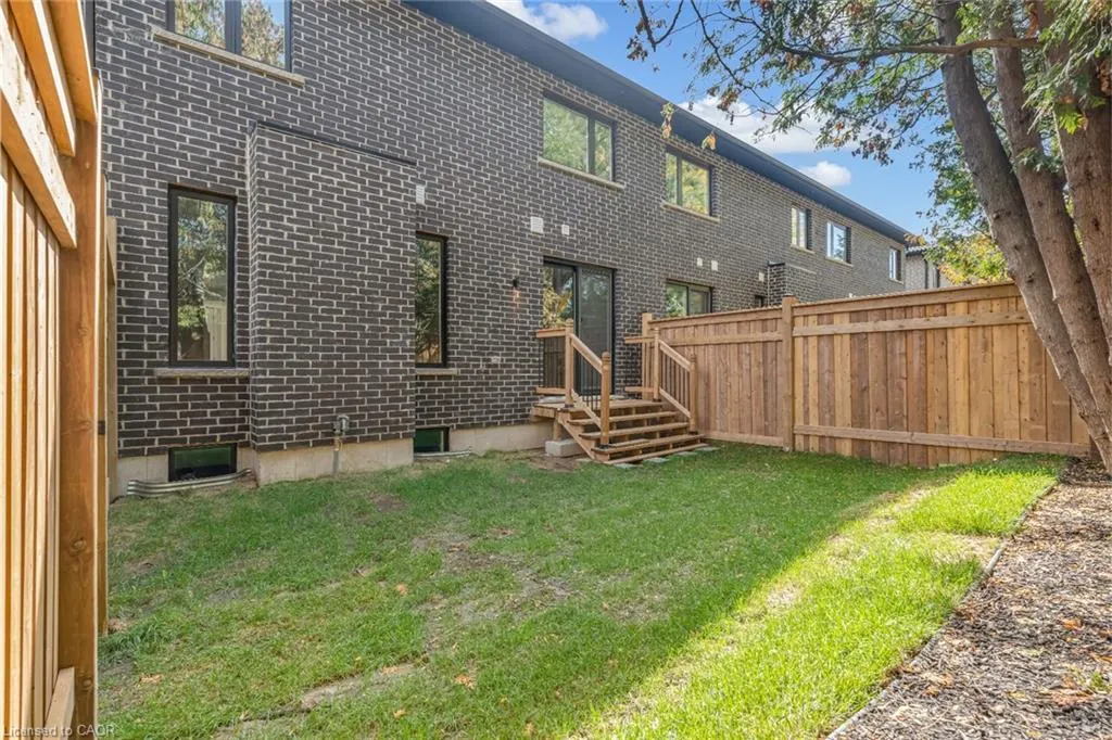 2154 Walkers Line, #4