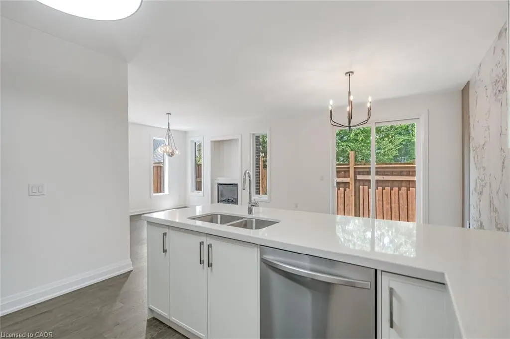 2154 Walkers Line, #6