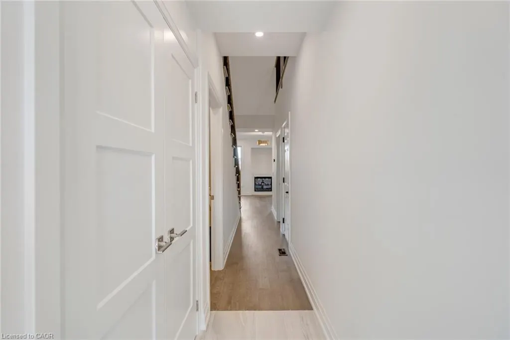 2154 Walkers Line, #8
