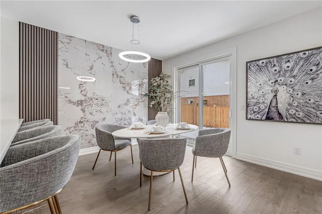 2154 Walkers Line, #7