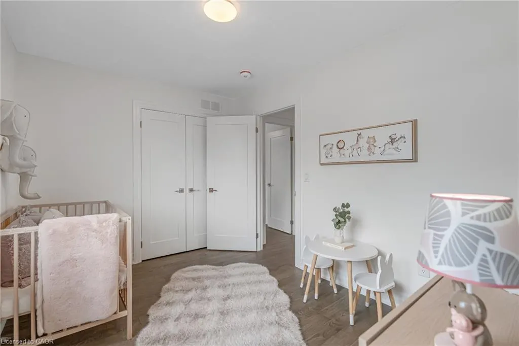2154 Walkers Line, #7