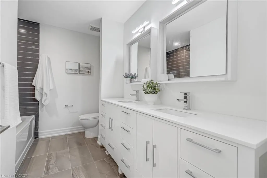 2154 Walkers Line, #7