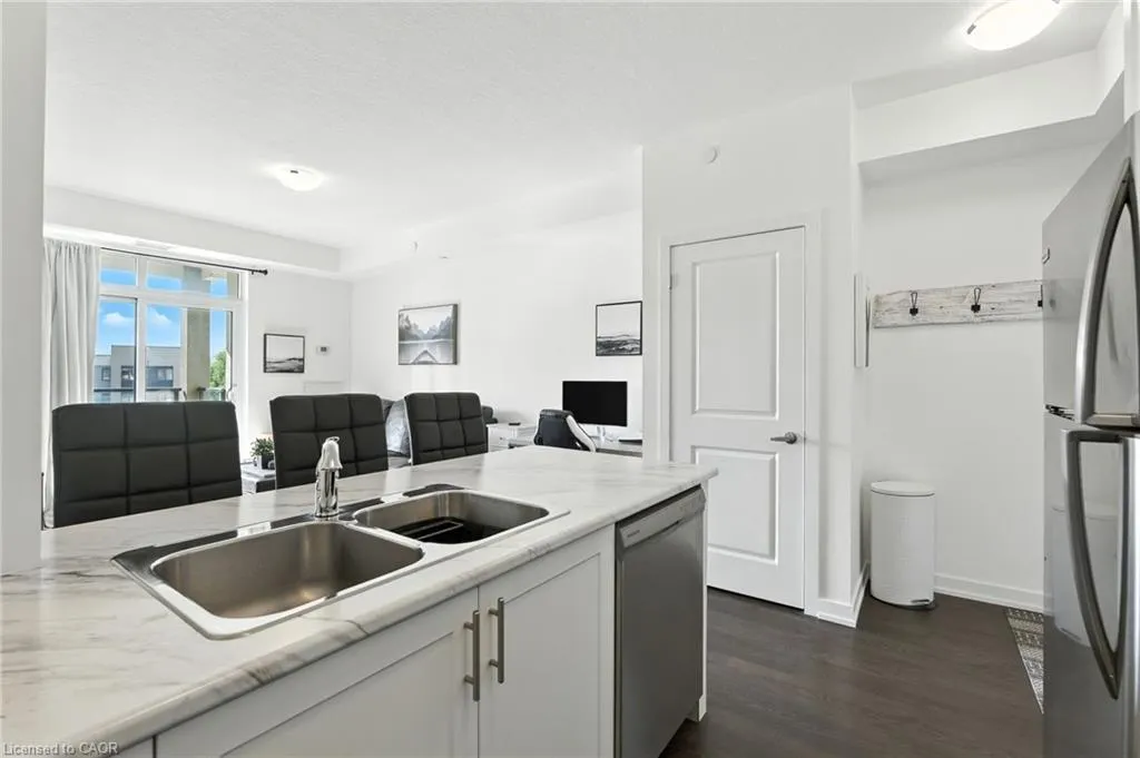 125 Shoreview Place, #338