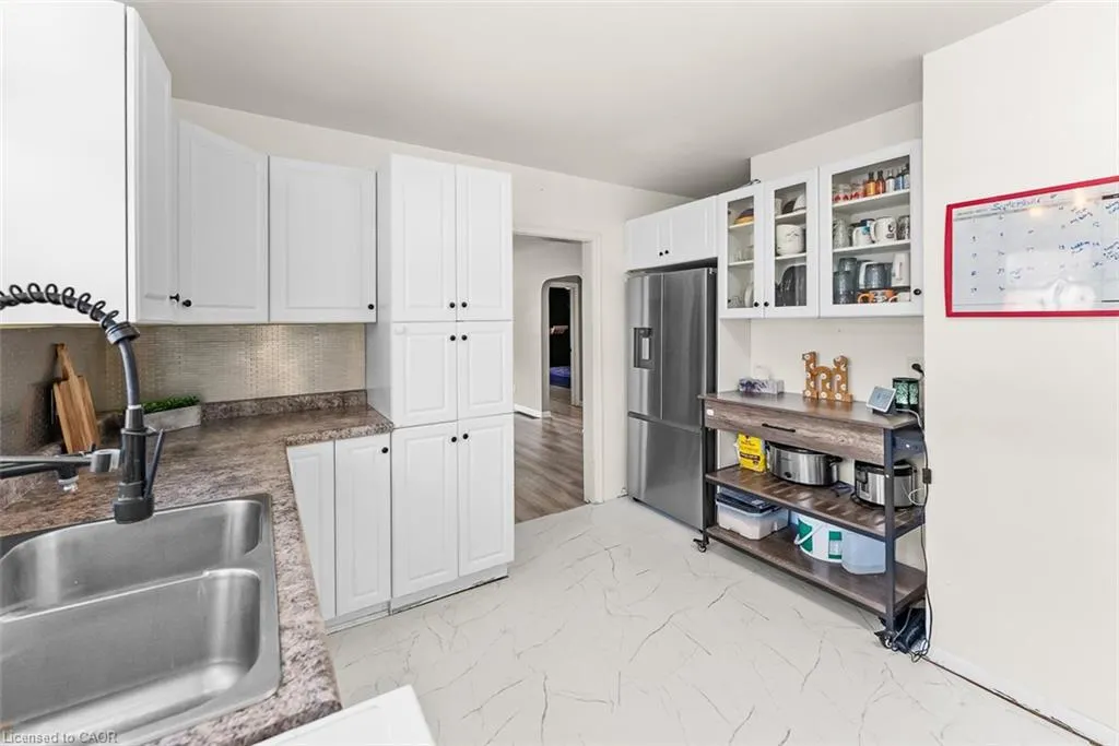 2 Homewood Avenue