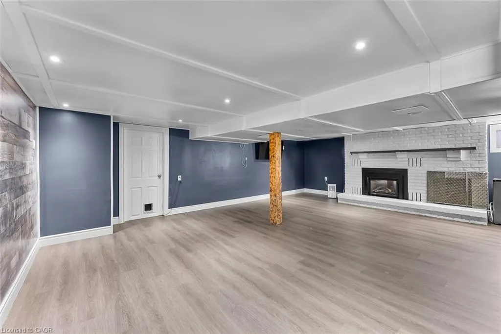 2 Homewood Avenue