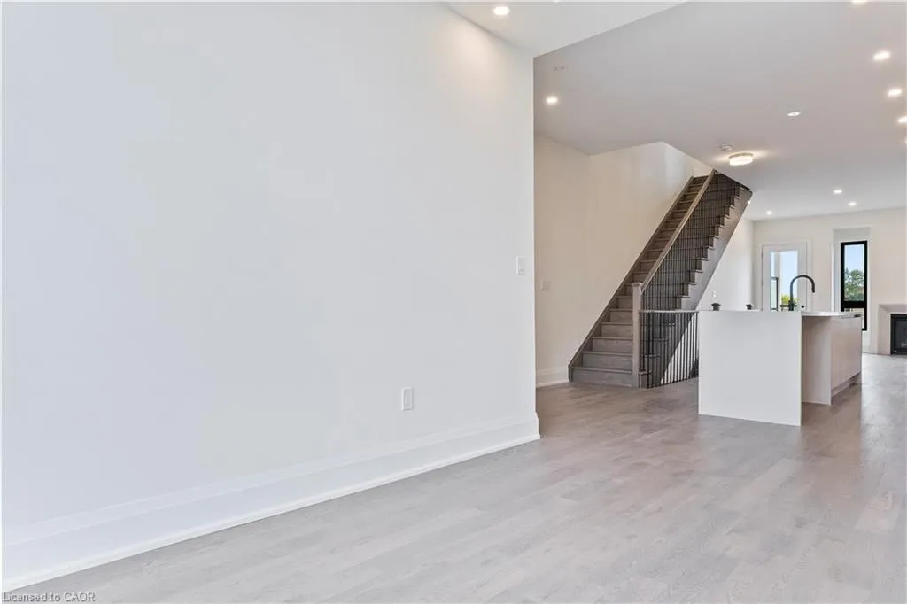 138 East Street, #2