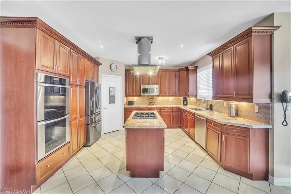18 Southcrest Court
