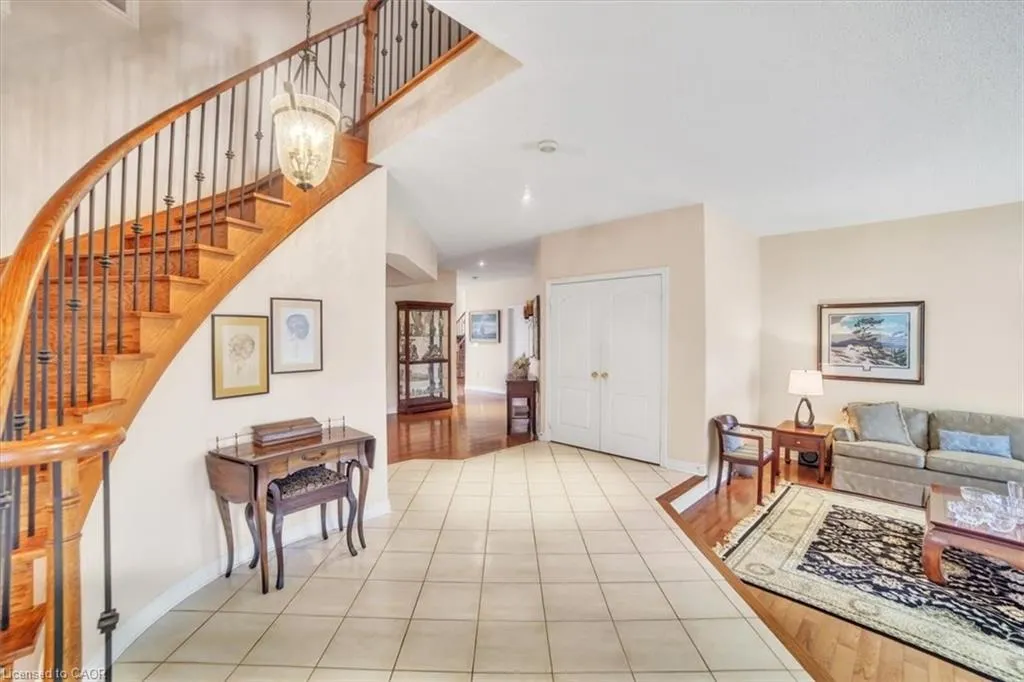 18 Southcrest Court