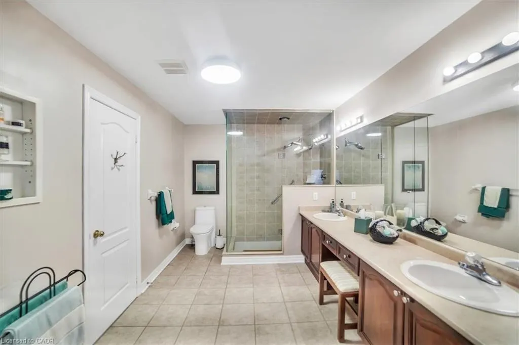 18 Southcrest Court