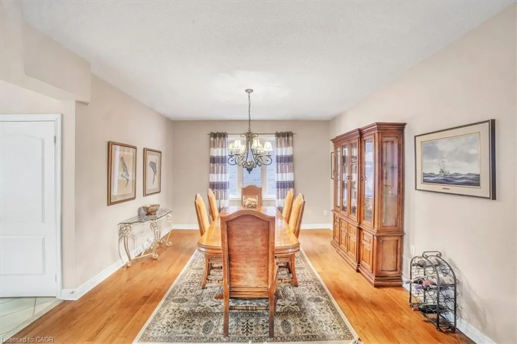 18 Southcrest Court