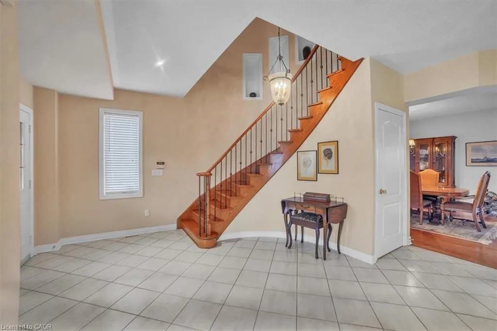 18 Southcrest Court