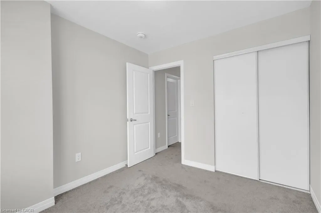 15 Blacklock Street, #17