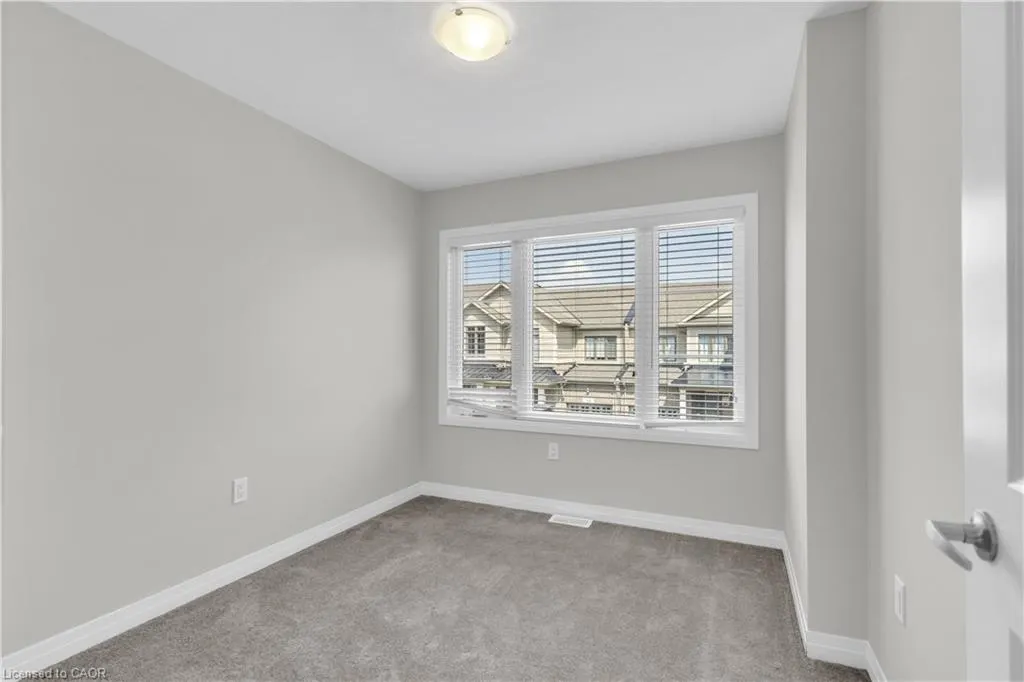 15 Blacklock Street, #17