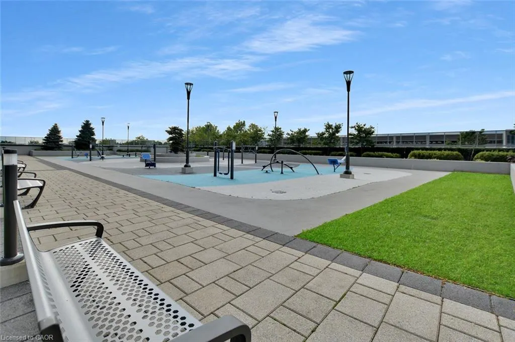 2087 Fairview Street, #25