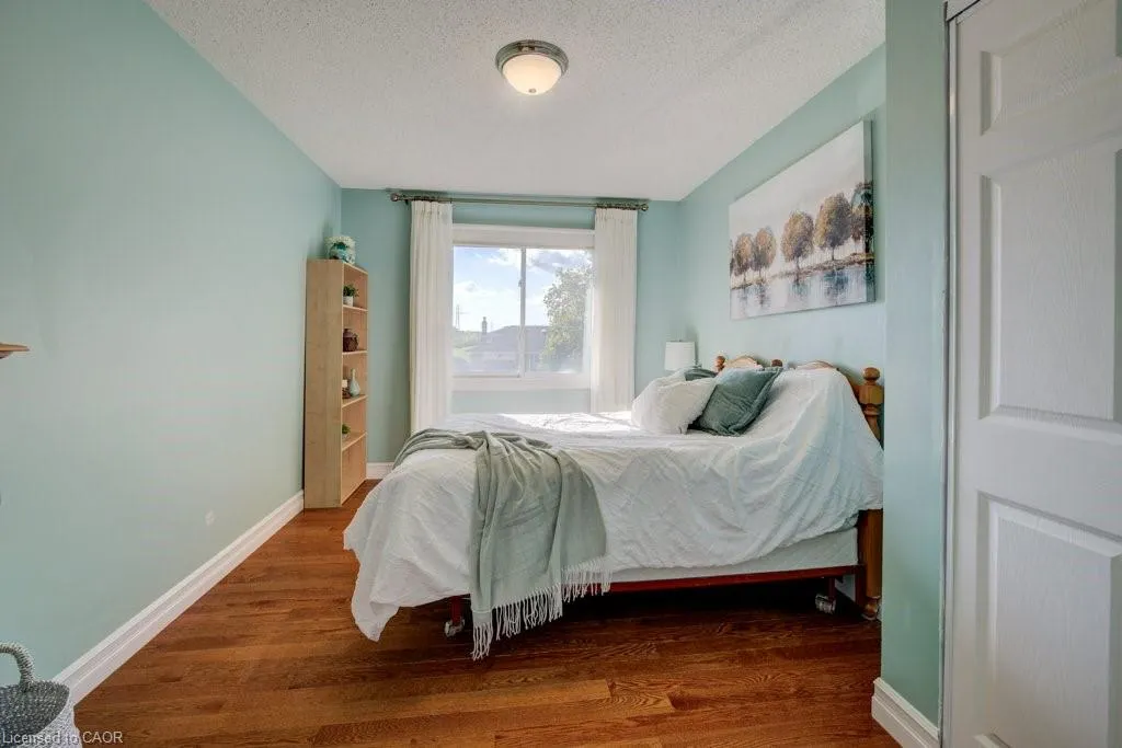 144 Laurentian Drive