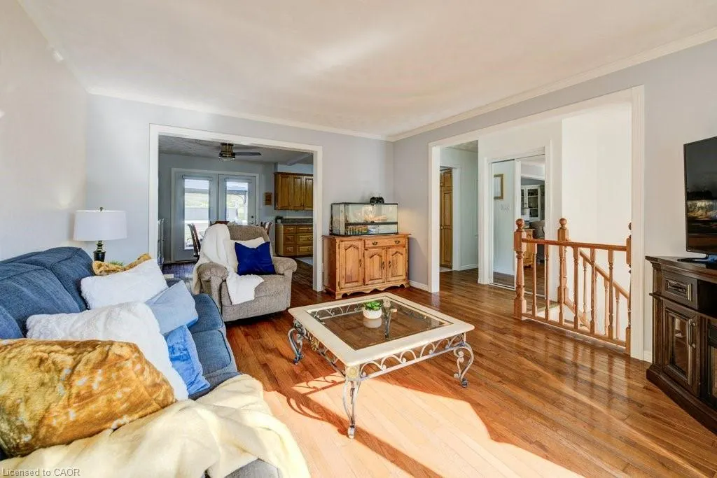 144 Laurentian Drive
