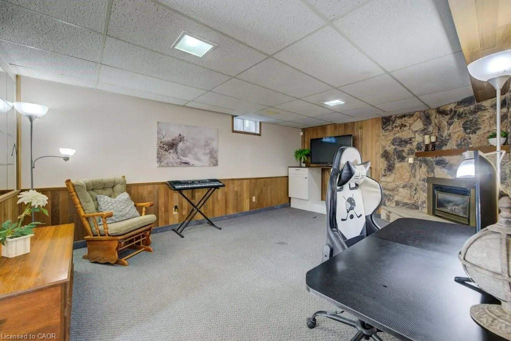 144 Laurentian Drive