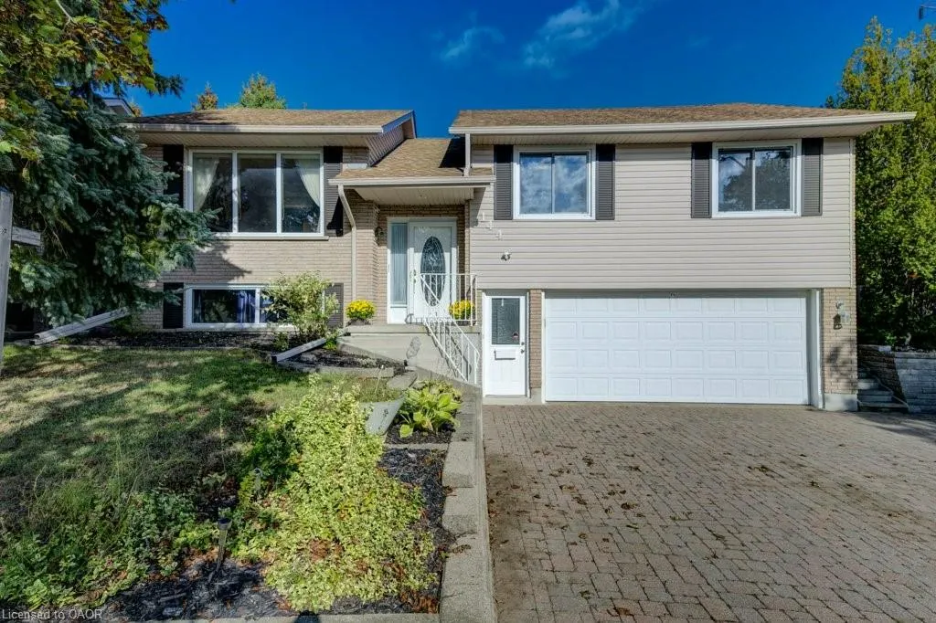 144 Laurentian Drive