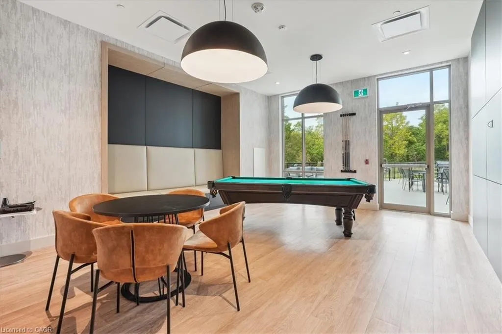 2750 King Street E, #508