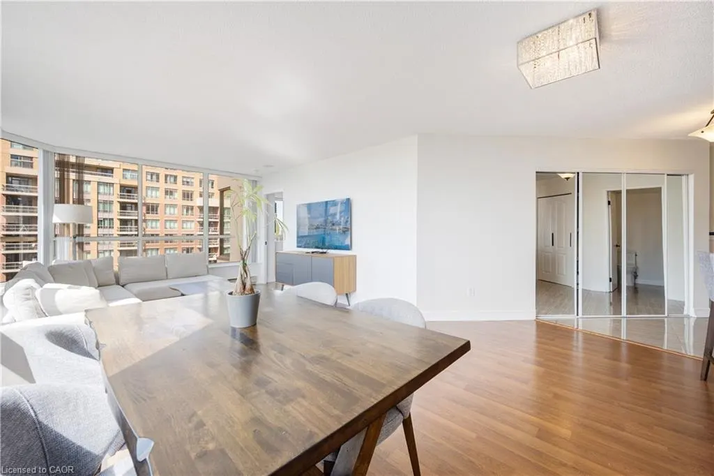 55 Elm Drive W, #2204