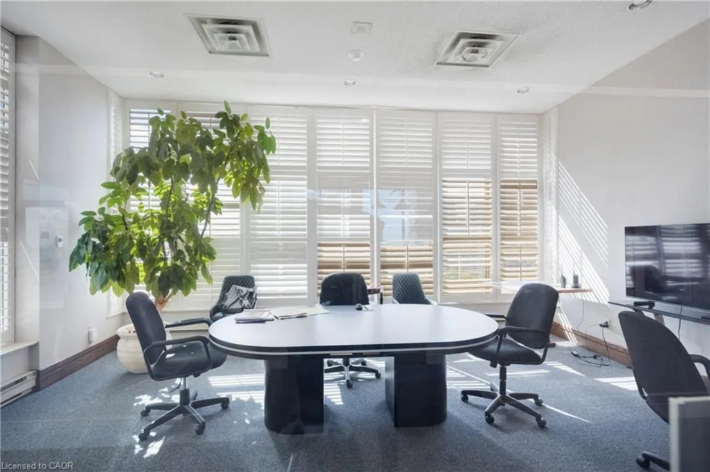 55 Elm Drive W, #2204