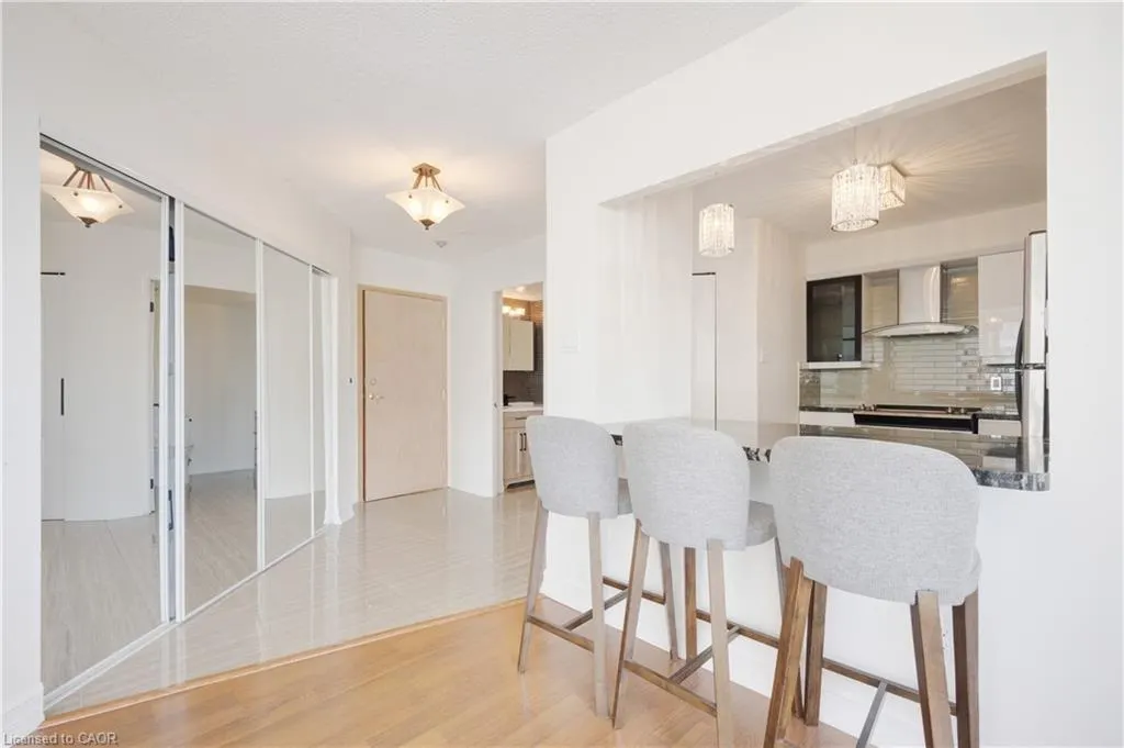 55 Elm Drive W, #2204